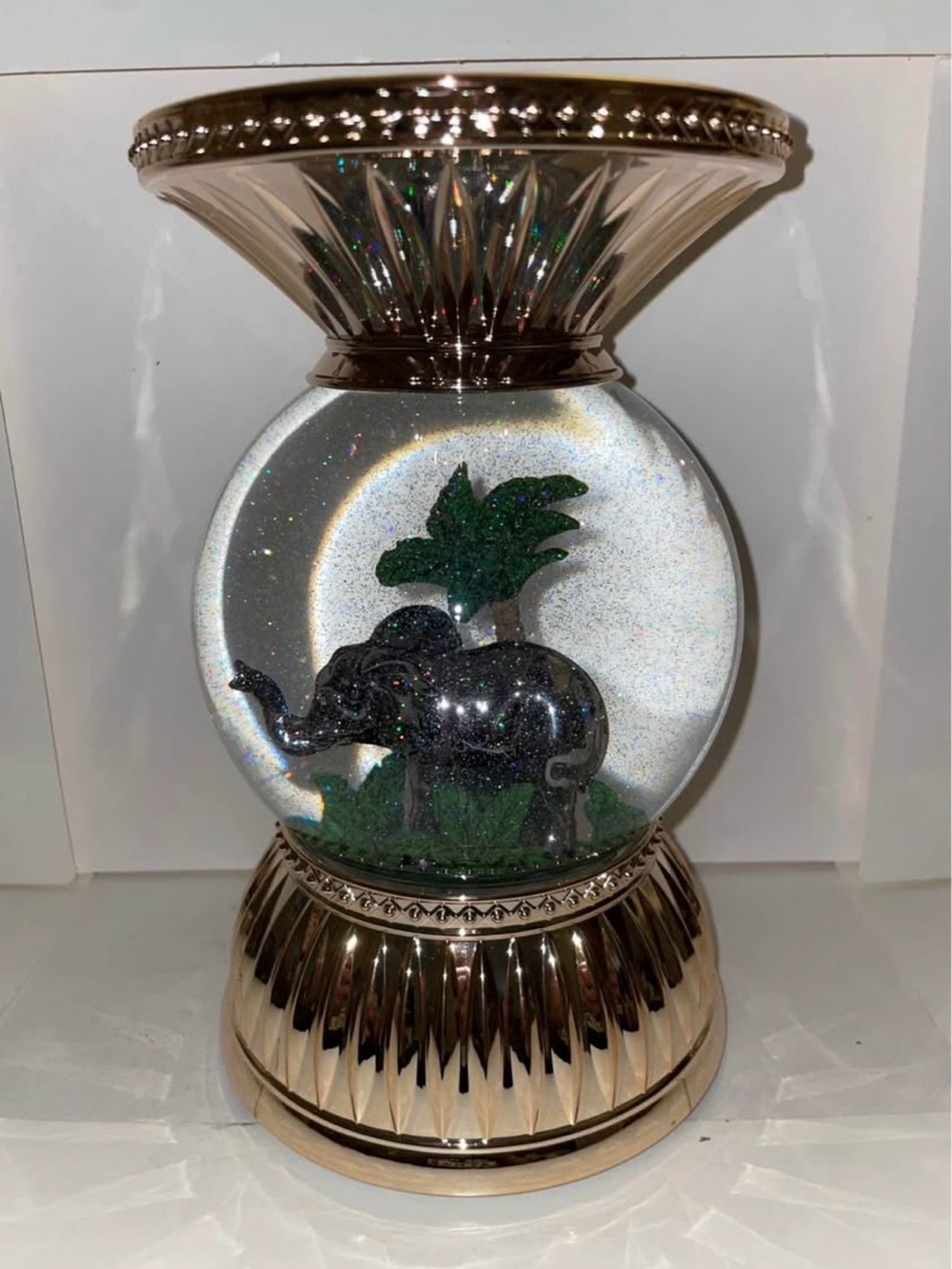 Bath & Body Works Elephant Water Globe Pedestal Candle Holder New